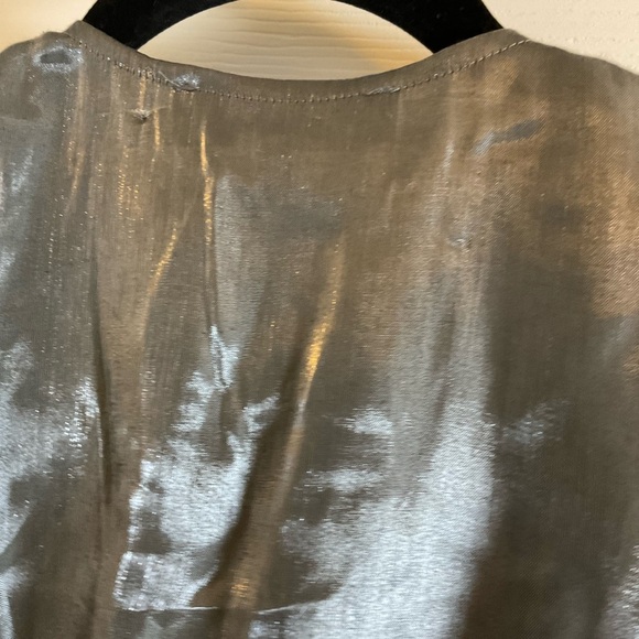 Rachel Roy Silver Sleeveless V-Neck Top size medium - Picture 9 of 12